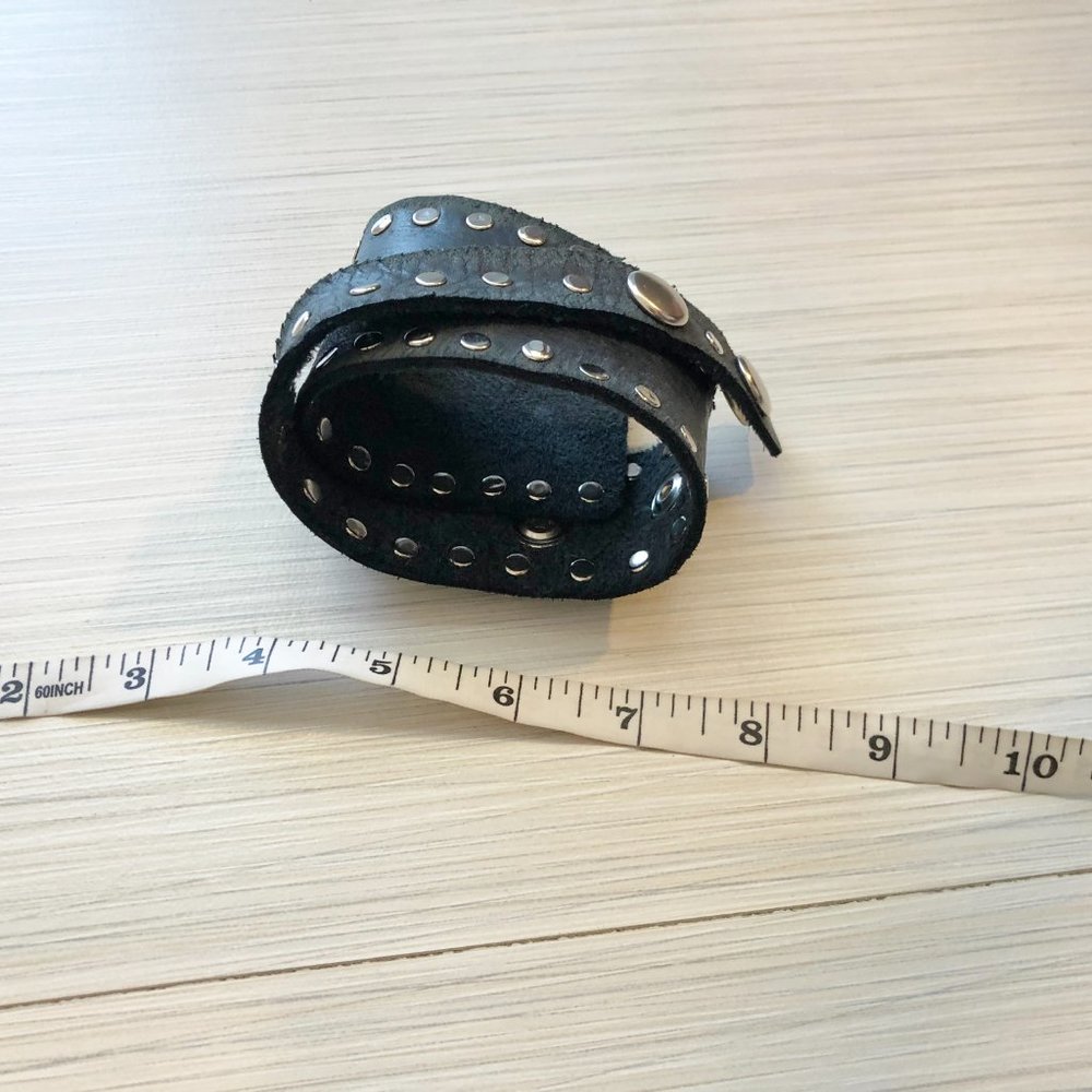 Leather bracelet - Picture 12 of 16